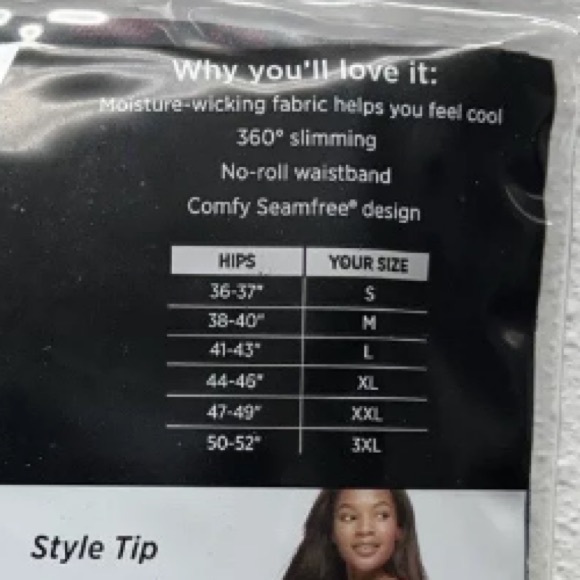 💜Jockey Essentials Women's 360 Slimming, Seamfree Slimming Short - Picture 6 of 8